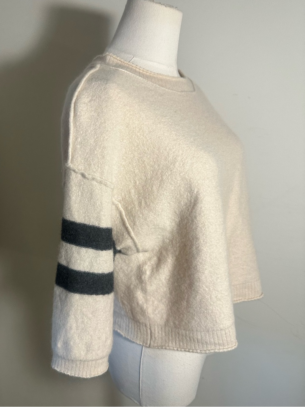 Maeve 100% Cashmere Striped Cropped Sweater Large Cream/Black Anthropologie - Picture 8 of 13